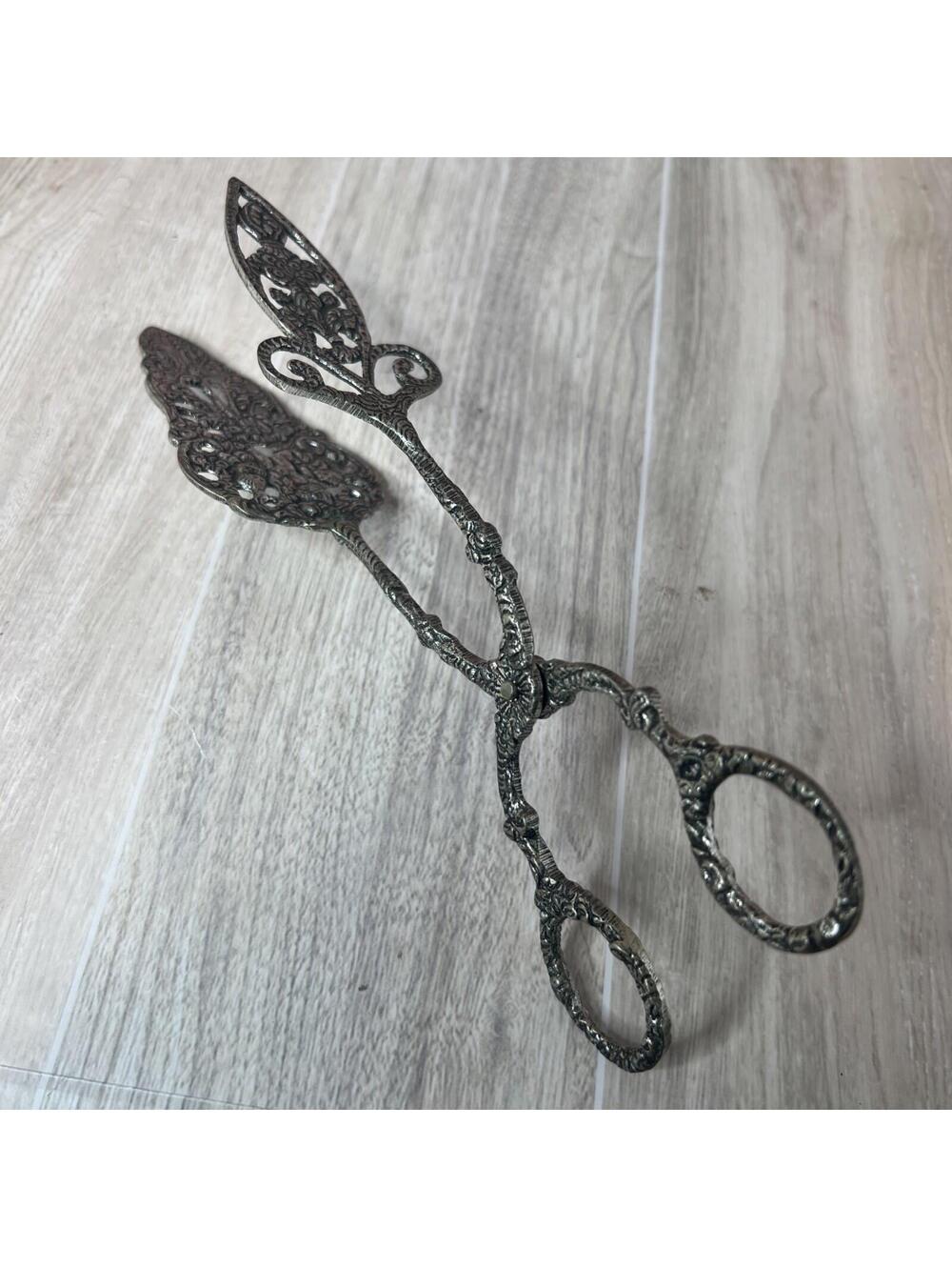 VERY ORNATE VINTAGE PIERCED BOWL SCISSOR PASTRY SERVING TONGS